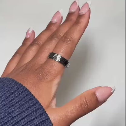 Ring.